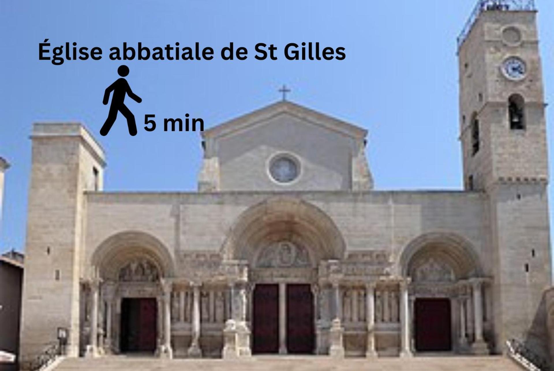 Immeuble 3 Apparts Centre Historique St Gilles Maisoncarreeconciergerie Сен-Жиль Экстерьер фото